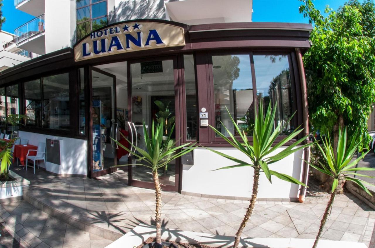 Hotel Luana Riccione Eksteriør bilde
